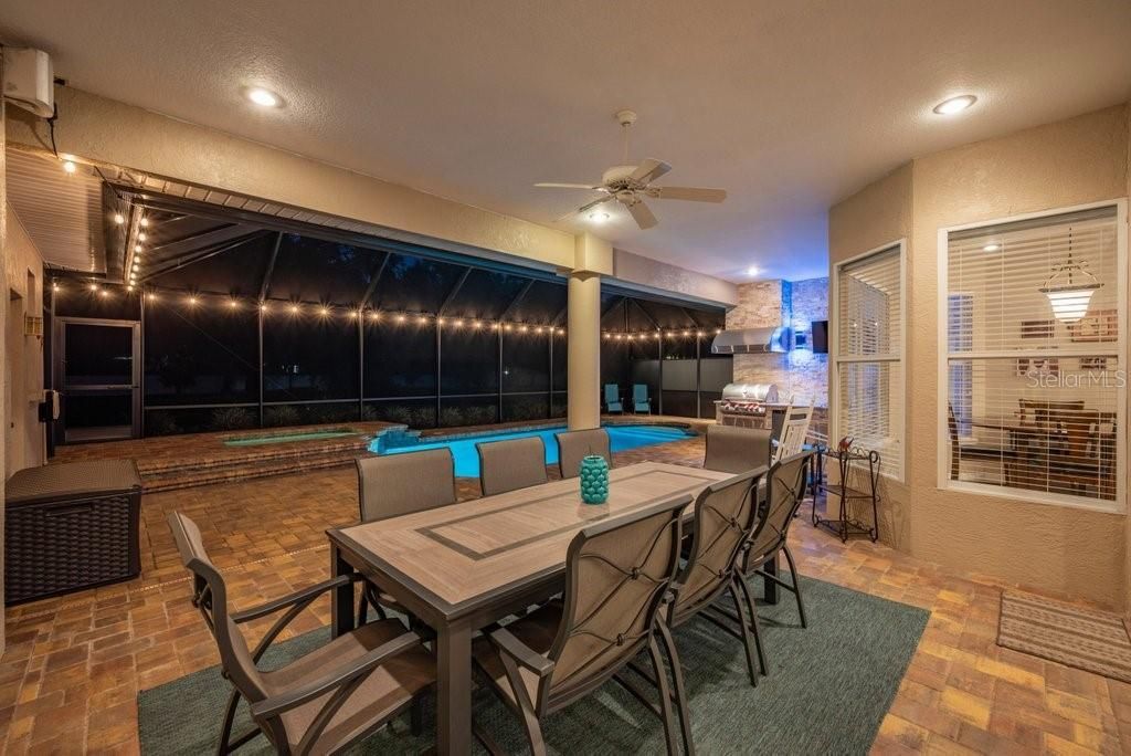 2221 Valrico Forest Drive, Valrico, FL 33594 Photo