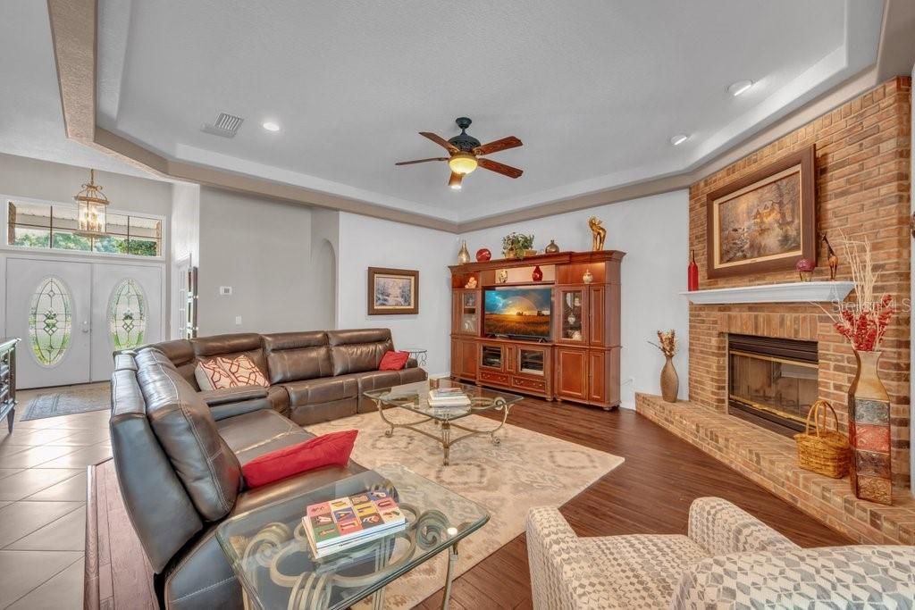2221 Valrico Forest Drive, Valrico, FL 33594 Photo