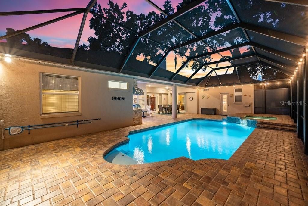 2221 Valrico Forest Drive, Valrico, FL 33594 Photo