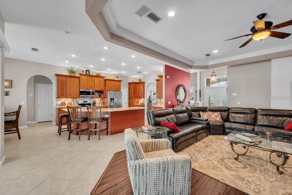 2221 Valrico Forest Drive, Valrico, FL 33594 Photo