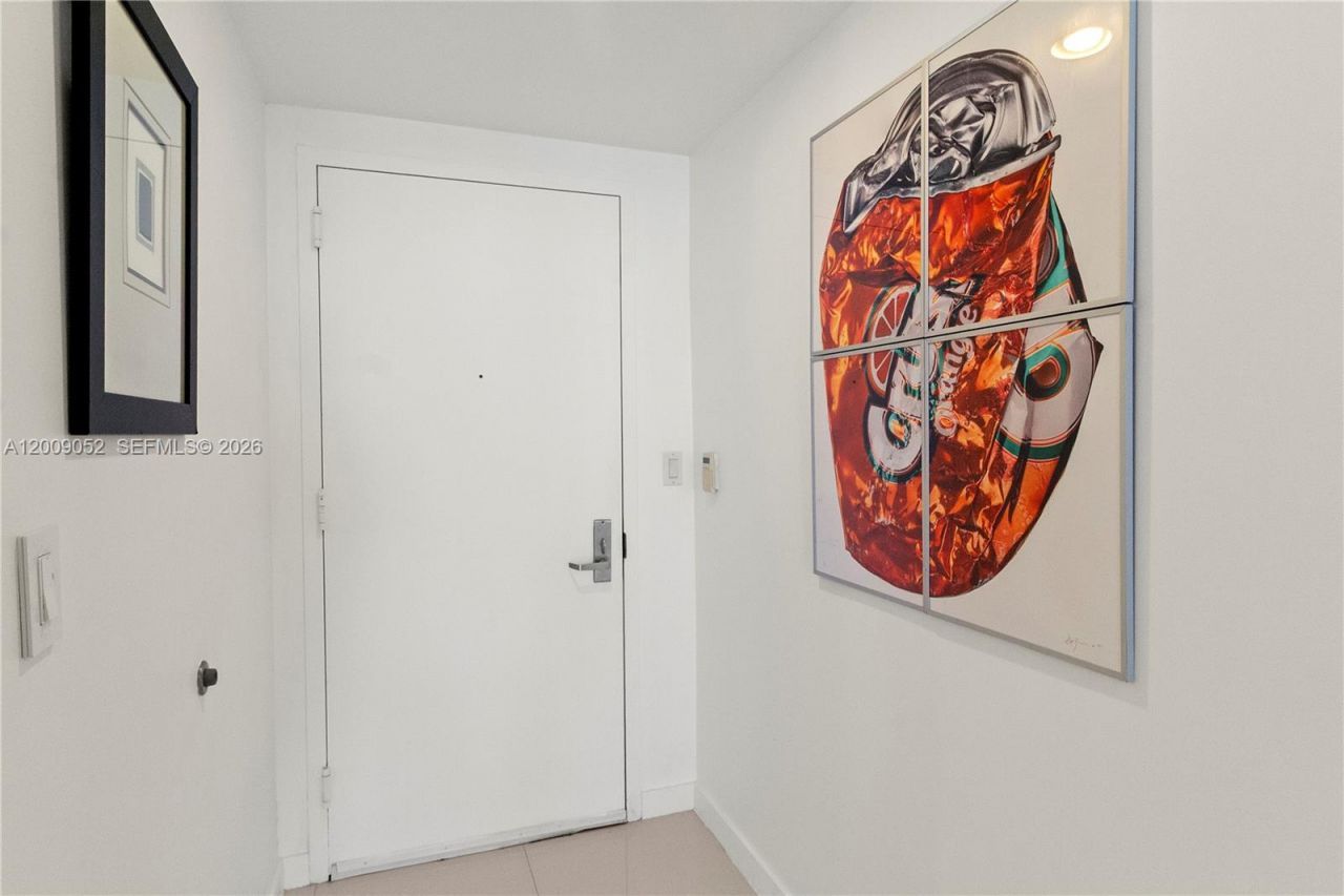 495 Brickell Ave , Unit 4009, Miami, FL 33131 Photo