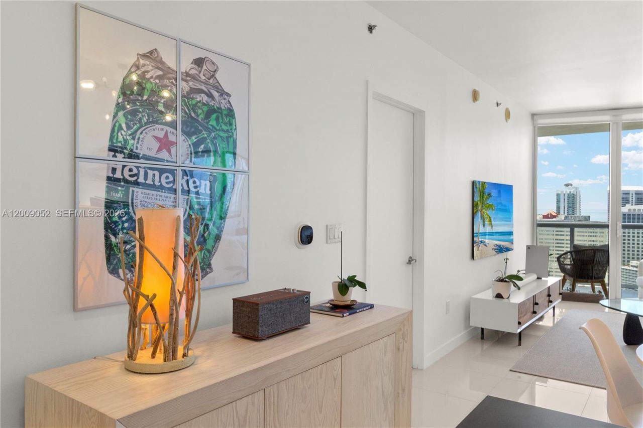 495 Brickell Ave , Unit 4009, Miami, FL 33131 Photo