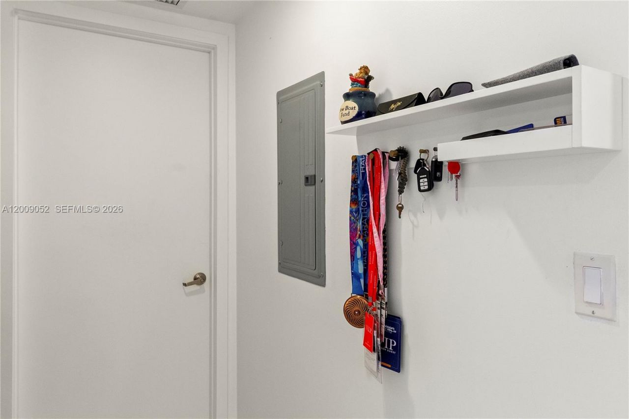 495 Brickell Ave , Unit 4009, Miami, FL 33131 Photo