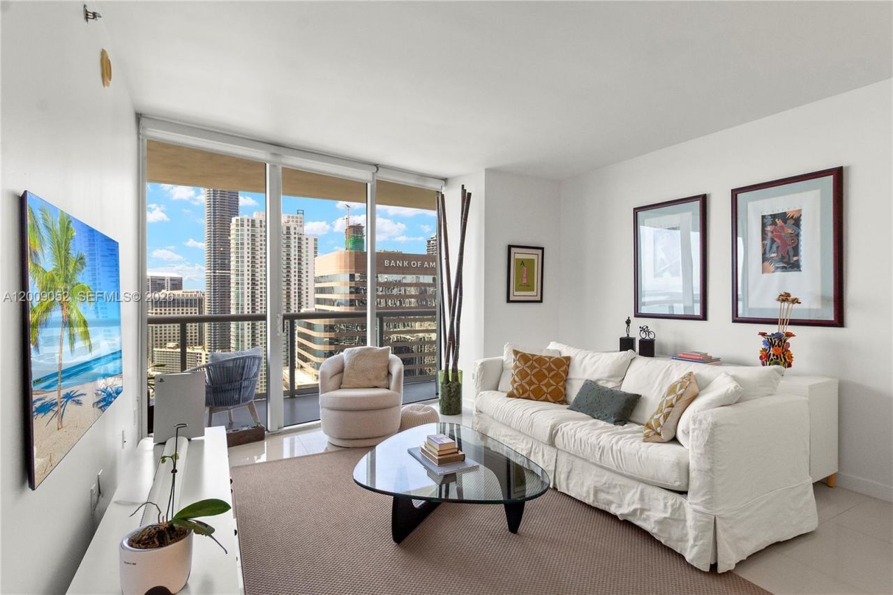 495 Brickell Ave , Unit 4009, Miami, FL 33131 Photo
