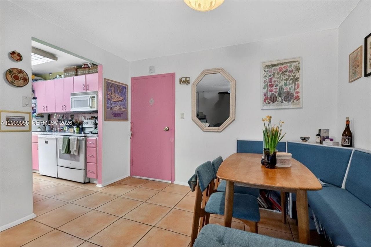 3304 Virginia St, Unit 3D, Miami, FL 33133 Photo