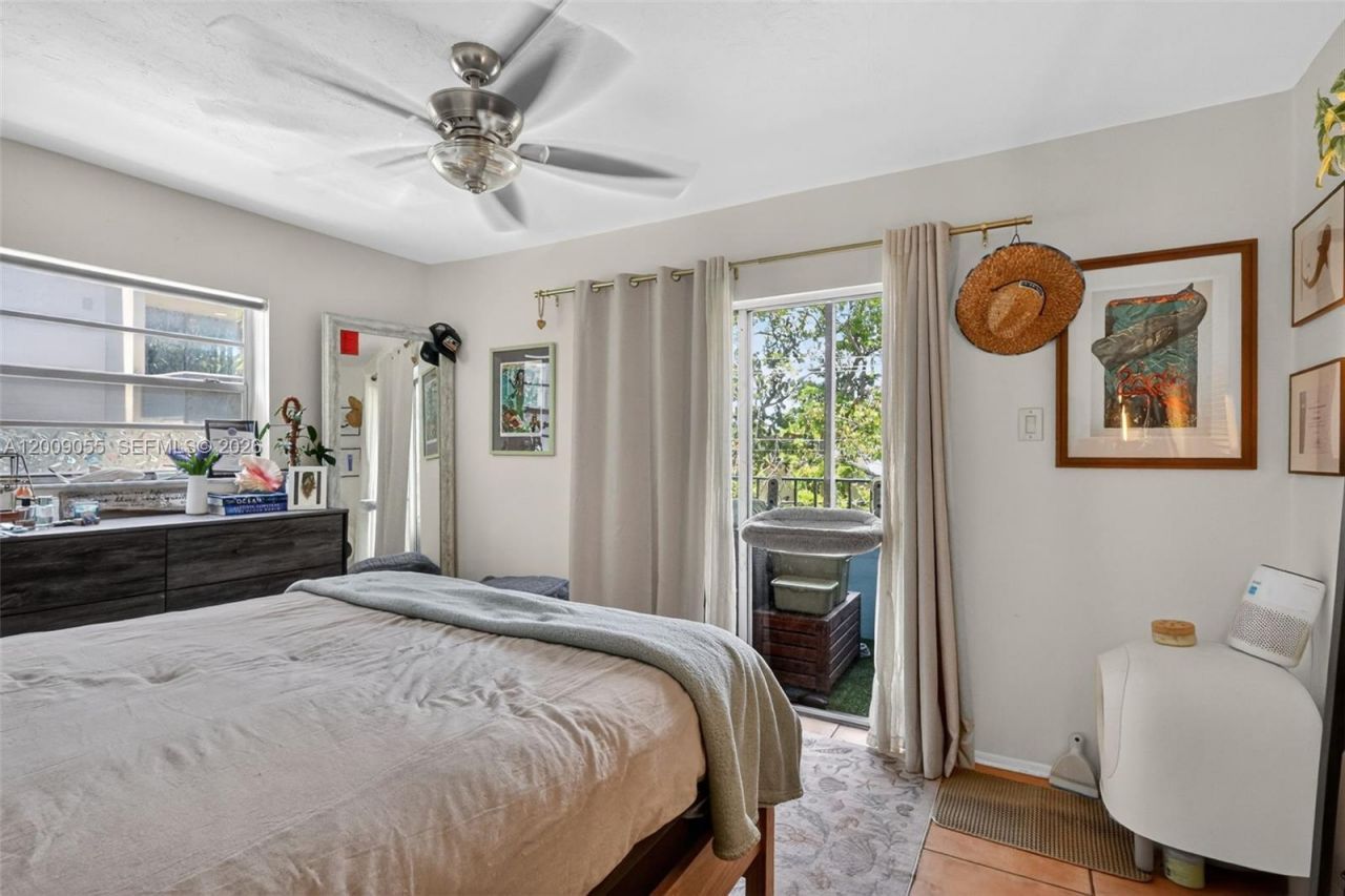 3304 Virginia St, Unit 3D, Miami, FL 33133 Photo