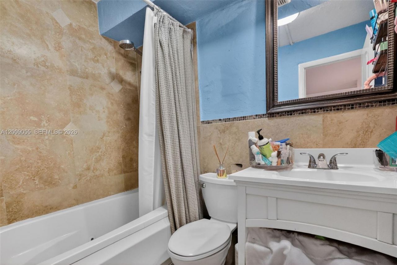 3304 Virginia St, Unit 3D, Miami, FL 33133 Photo