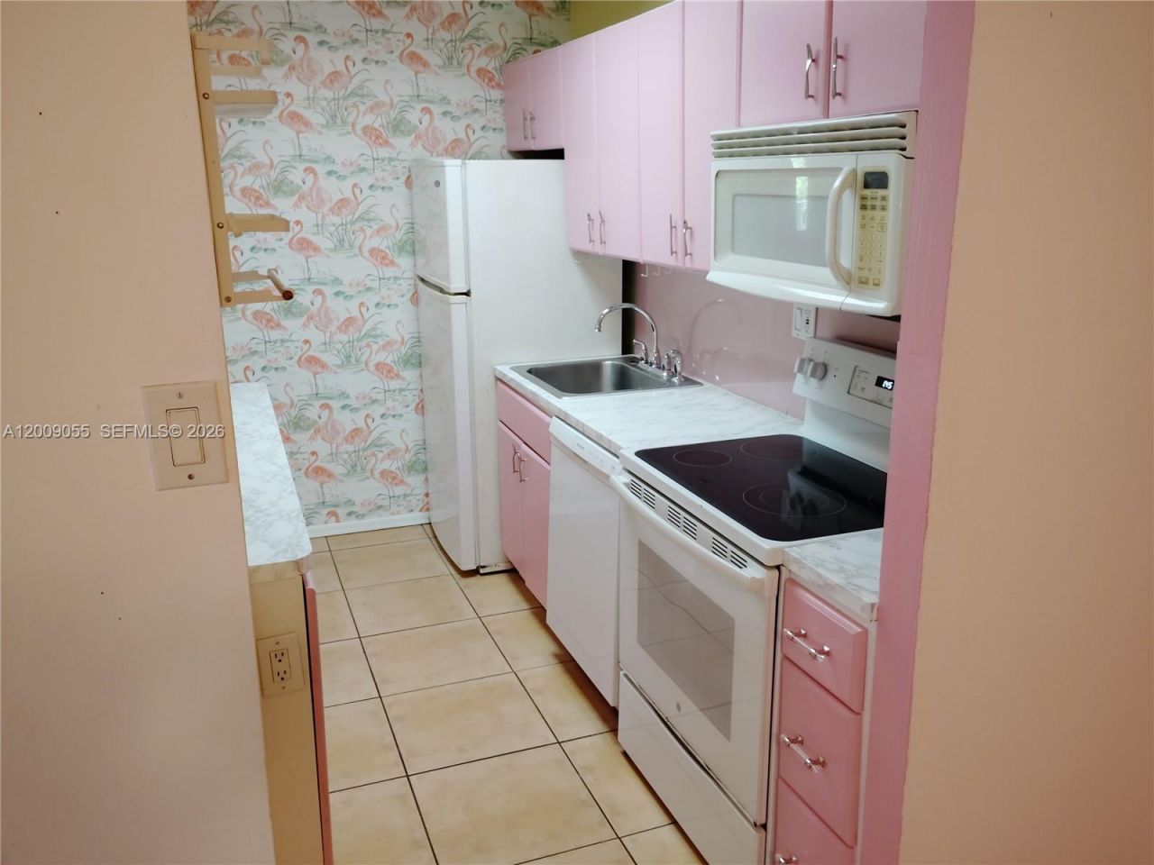 3304 Virginia St, Unit 3D, Miami, FL 33133 Photo