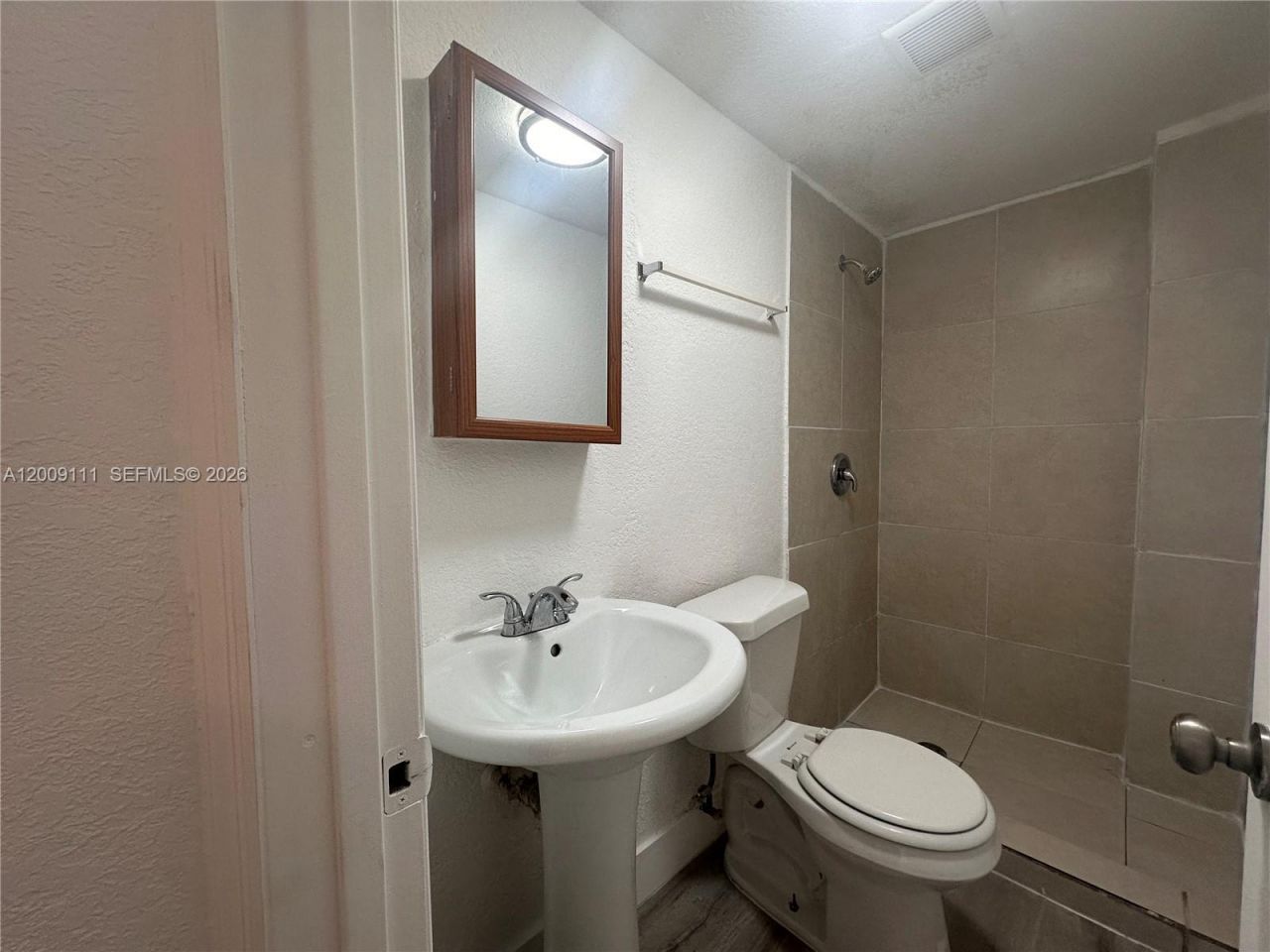 50 NW 79th St , Unit 6, Miami, FL 33150 Photo