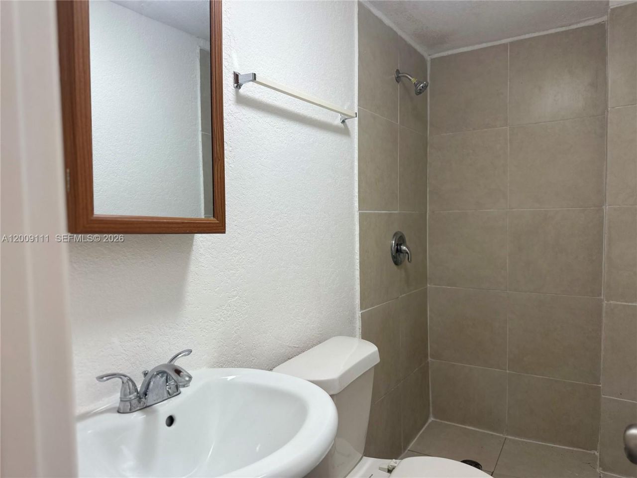50 NW 79th St , Unit 6, Miami, FL 33150 Photo