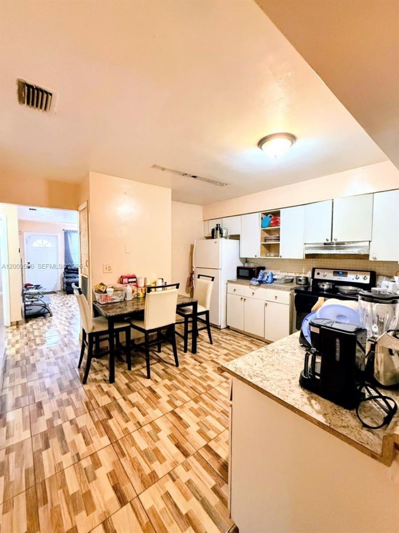 14615 NE 14th Ave , Miami, FL 33161 Photo