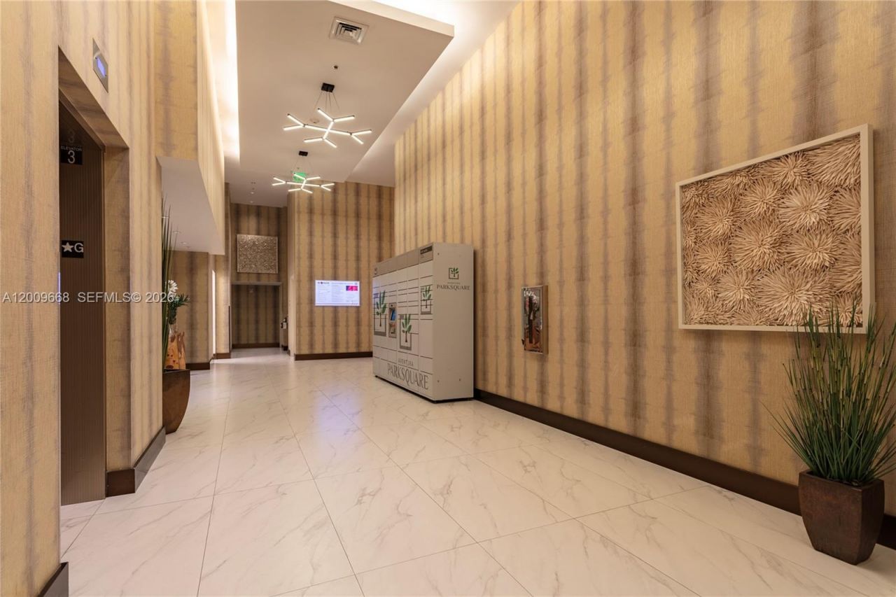 2960 NE 207th St , Unit 904, Aventura, FL 33180 Photo