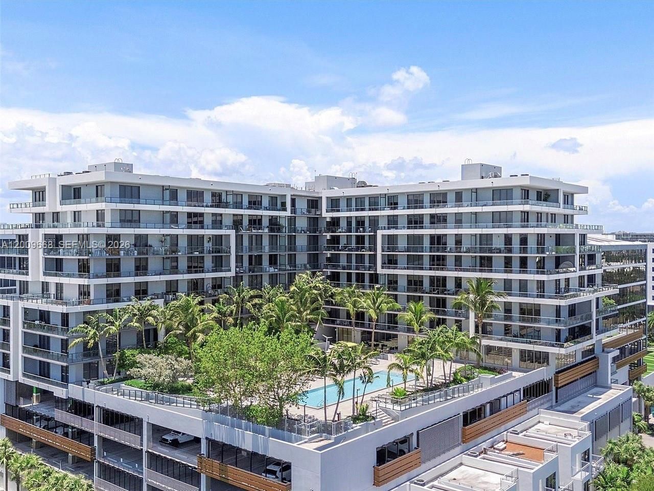 2960 NE 207th St , Unit 904, Aventura, FL 33180 Photo