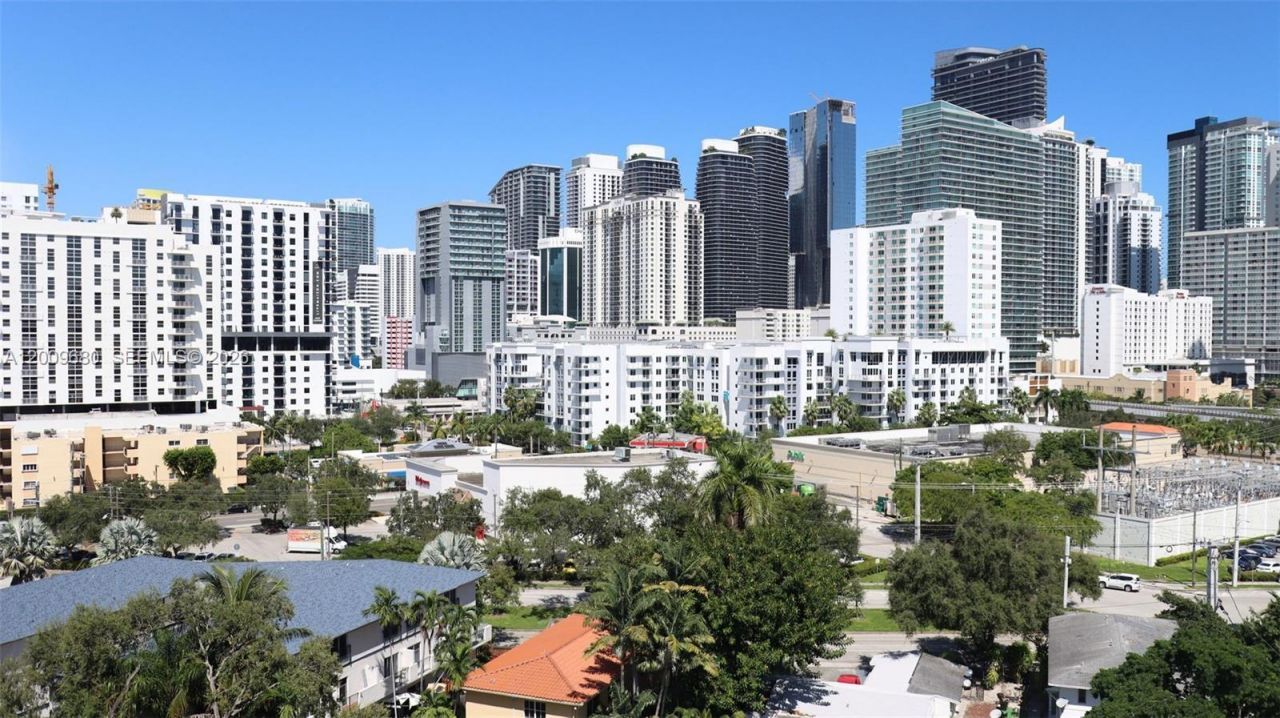 201 SW 17th Rd , Unit 606, Miami, FL 33129 Photo