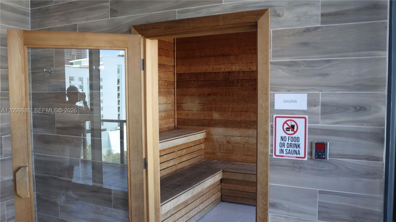 201 SW 17th Rd , Unit 606, Miami, FL 33129 Photo