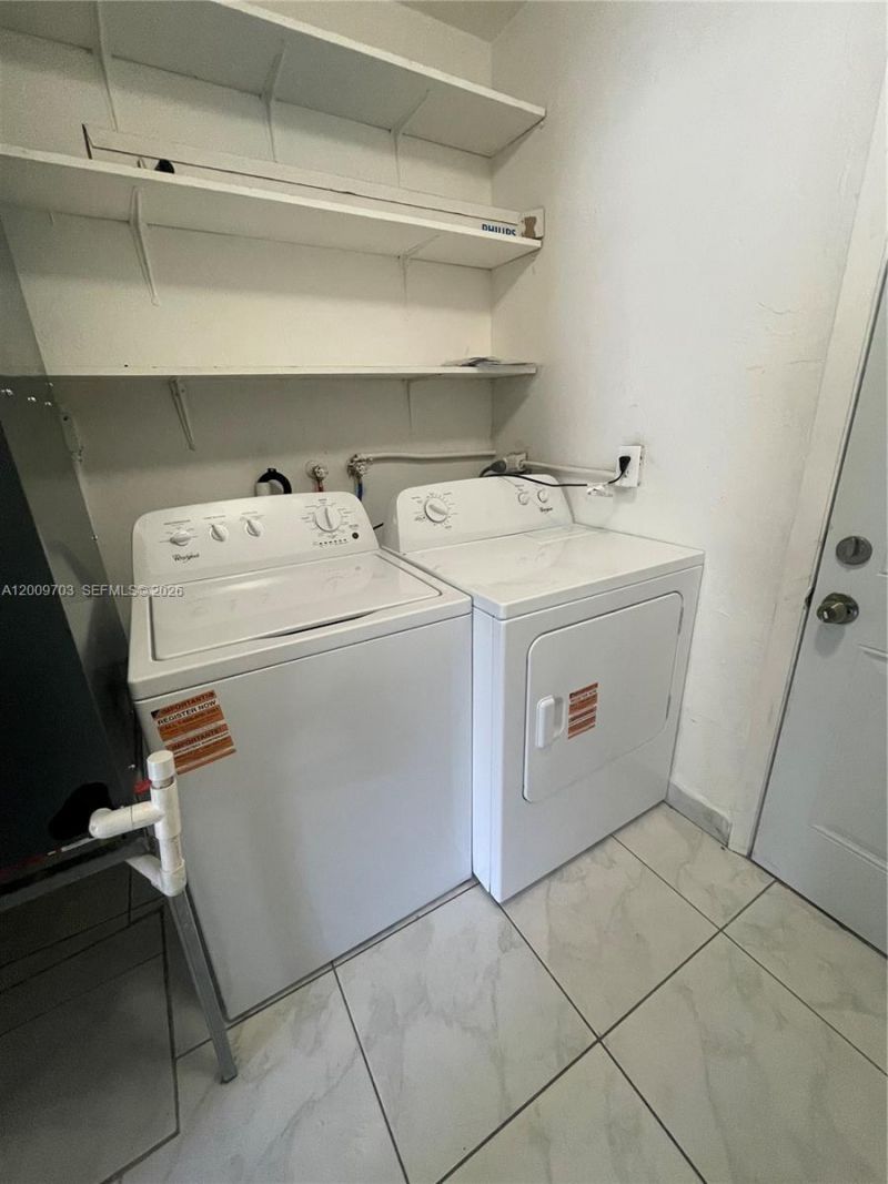 1435 NE 173rd St, North Miami Beach, FL 33162 Photo