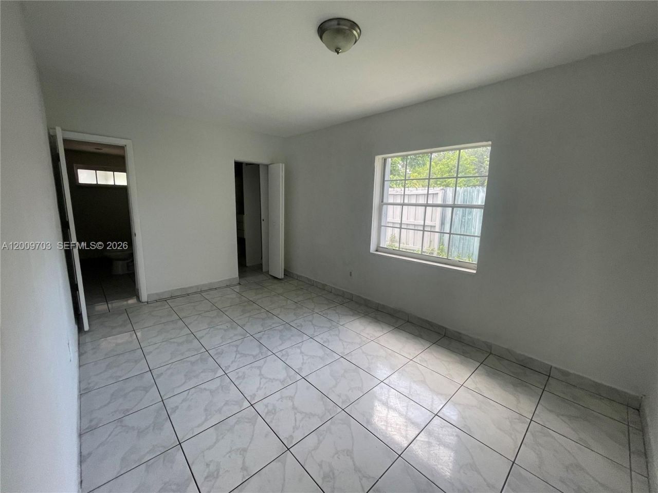 1435 NE 173rd St, North Miami Beach, FL 33162 Photo
