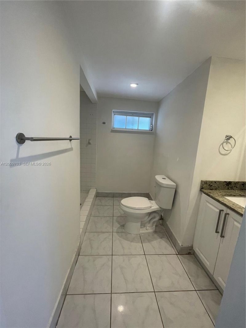 1435 NE 173rd St, North Miami Beach, FL 33162 Photo