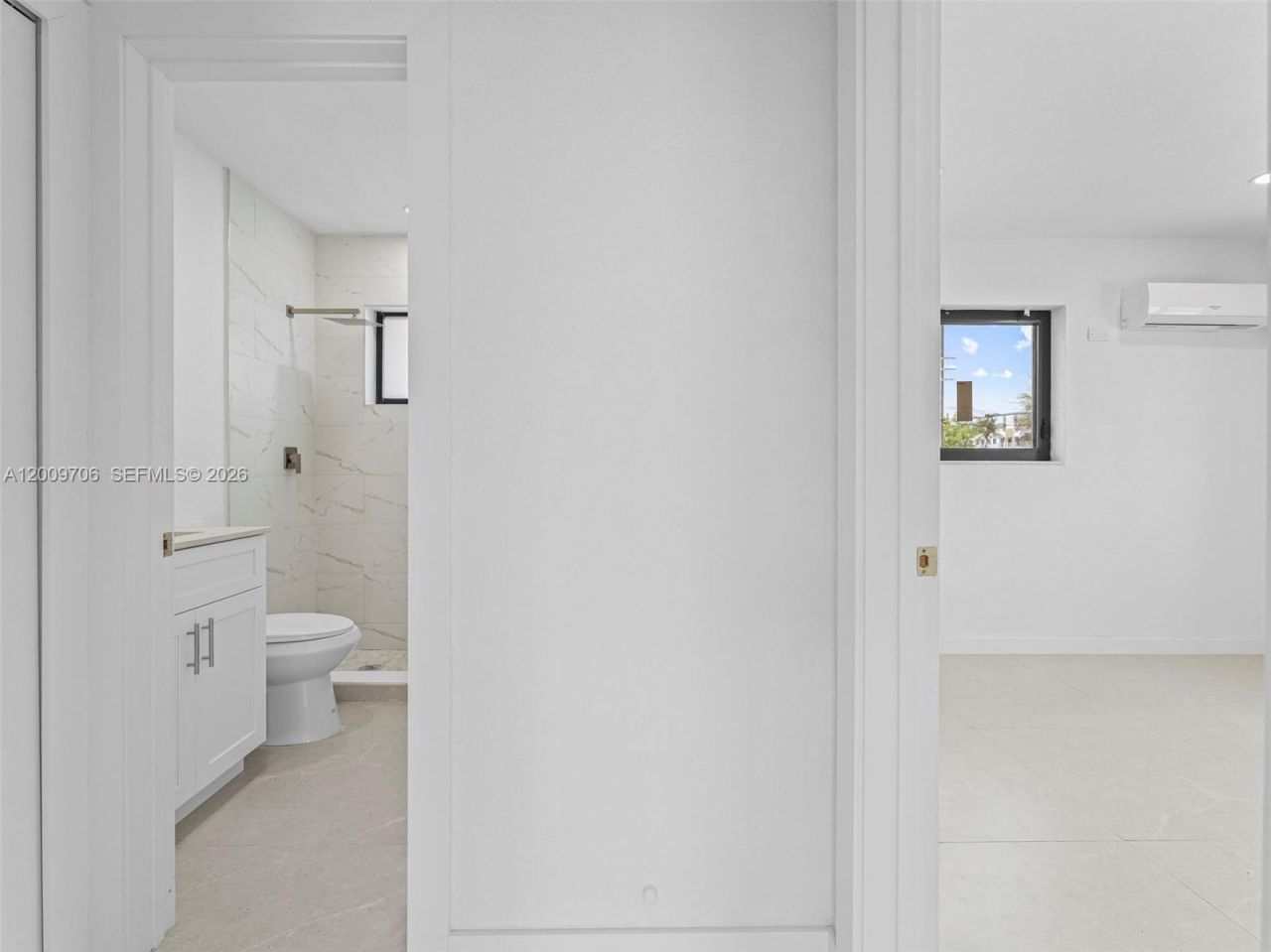 1366 W 29th St, Unit 1, Hialeah, FL 33012 Photo