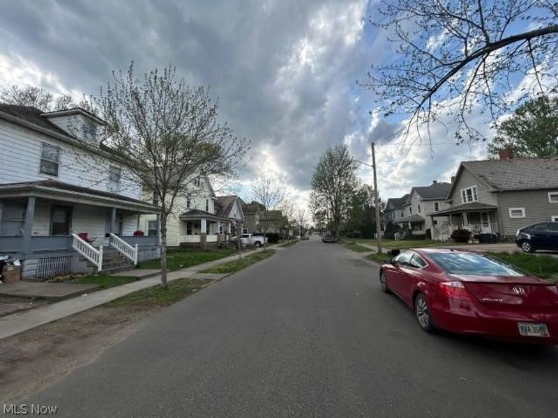 152 North Avenue NE, New Philadelphia, OH 44663 Photo 5