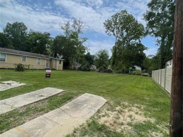 833 847 N 40TH Street, Baton Rouge, LA 70802