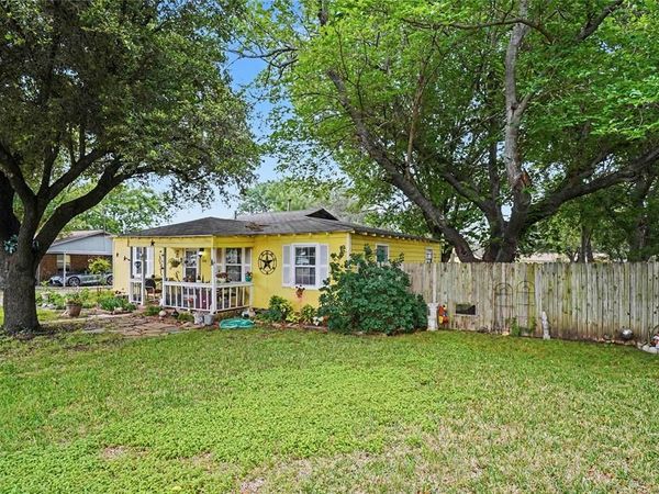 5700 Kennedy Street , Watauga, TX 76148