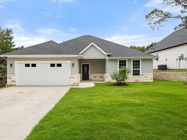 2617 Creek Drive, Granbury, TX 76048