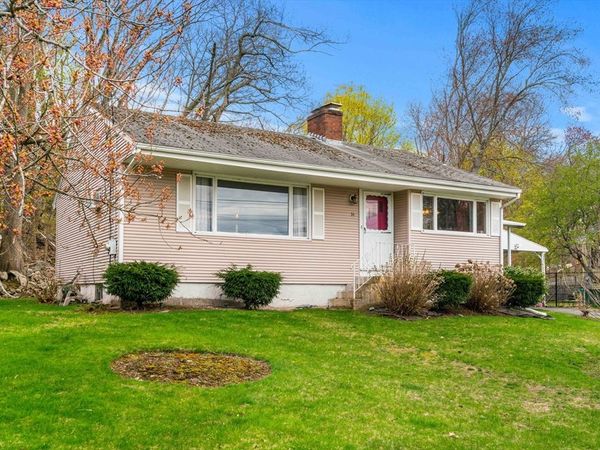 14 Wilson Rd, Wakefield, MA 01880