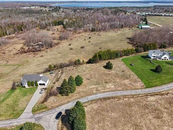 Unit 4 Clover Lane, Charlevoix, MI 49720