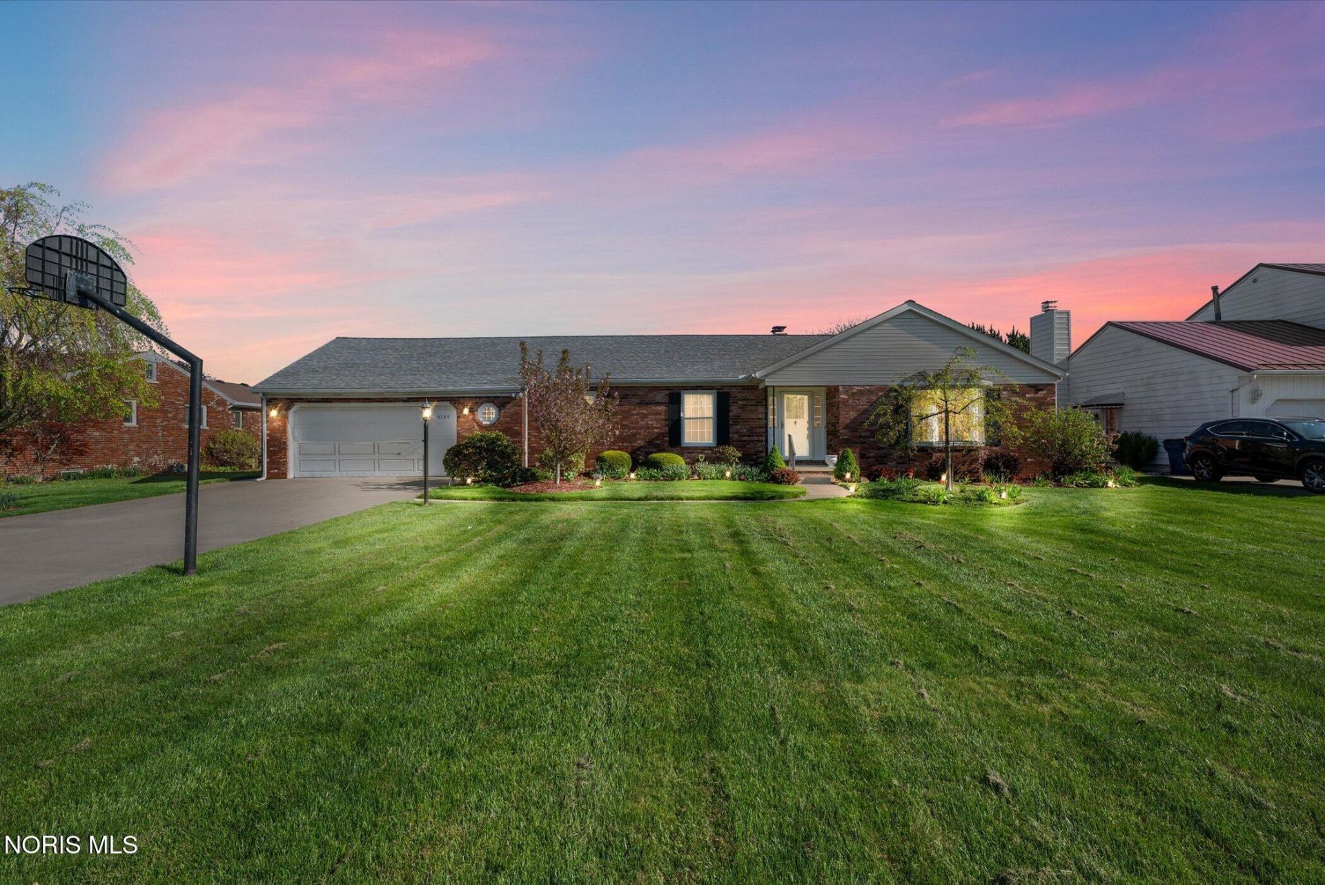3159 Pickle Road, Oregon, OH 43616 Main Photo