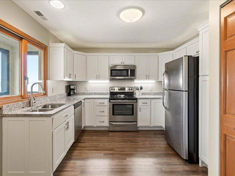 241 Chase Avenue, Unit F2, Russells Point, OH 43348 Photo 9