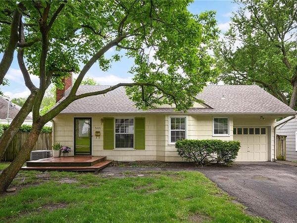 5005 Sycamore Drive, Roeland Park, KS 66205