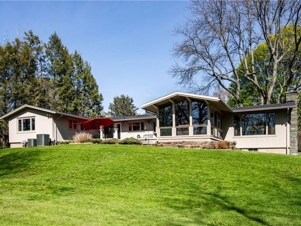 57 Hickory Ridge Road, Rochester, NY 14625