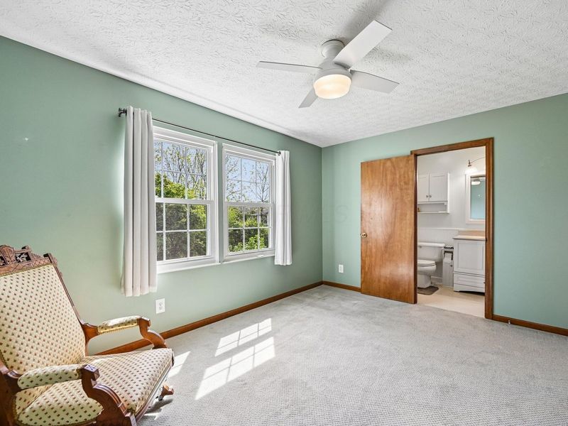 3647 Seattle Slew Drive, Columbus, OH 43221 Photo 13