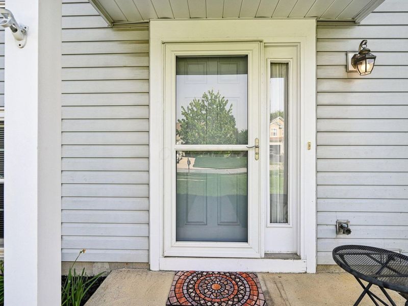 3647 Seattle Slew Drive, Columbus, OH 43221 Photo 2