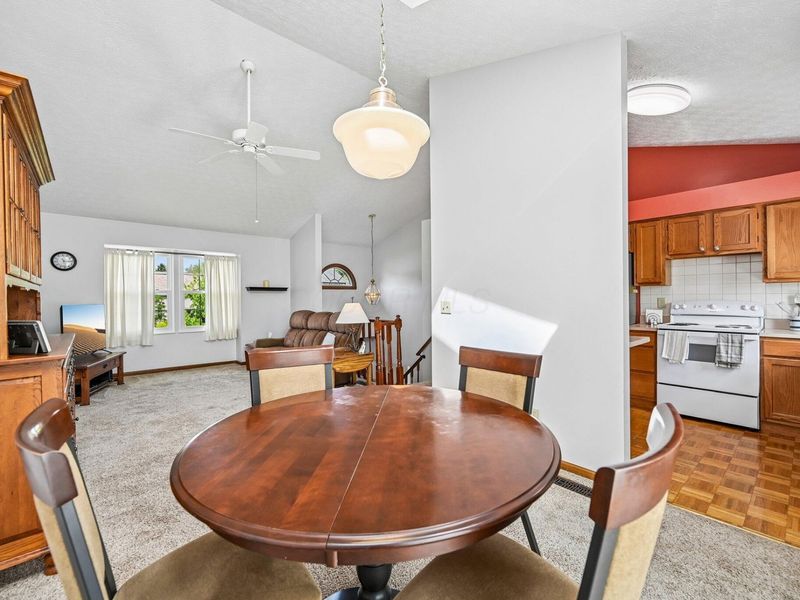 3647 Seattle Slew Drive, Columbus, OH 43221 Photo 6