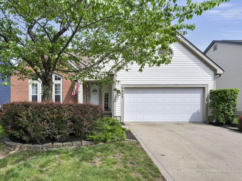 5452 Mirage Drive, Hilliard, OH 43026 Photo 2
