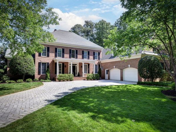 1657 Founders Hill N, Williamsburg, VA 23185