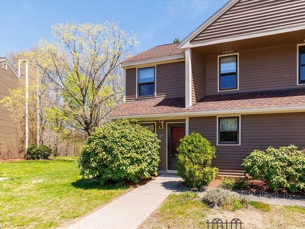 17 Drake Rd, Unit 17, Fitchburg, MA 01420