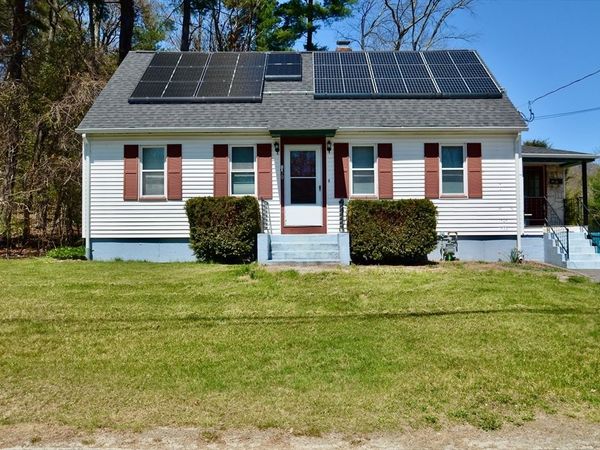 50 Roy St, Northbridge, MA 01588