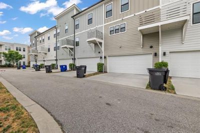 4568 Mixson Avenue Photo 21