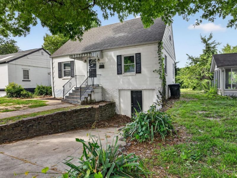 5735 Argus Road, Cincinnati, OH 45224 Photo 3