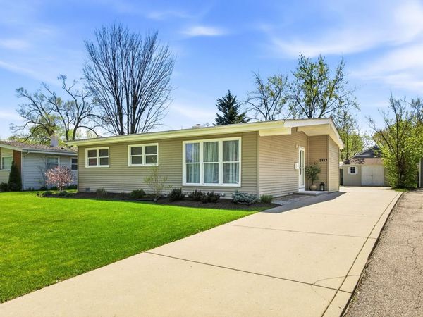 2117 Grouse Lane , Rolling Meadows, IL 60008