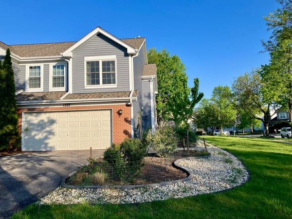 1283 Derby Lane, Mundelein, IL 60060