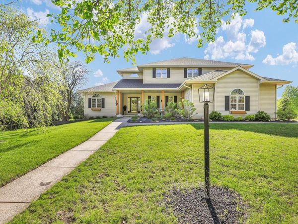 701 Kimela Drive , Mahomet, IL 61853