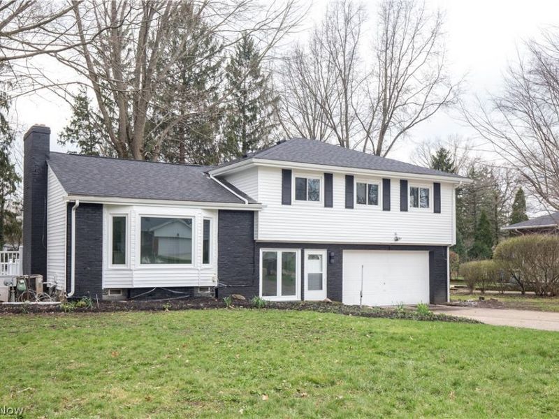 2950 Morewood Road, Fairlawn, OH 44333 Photo 2