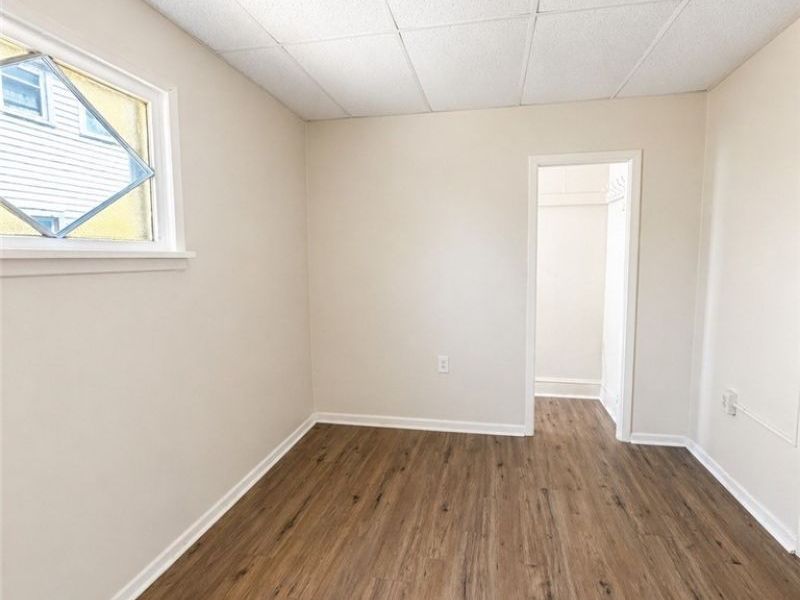 3295 W 56th Street , Cleveland, OH 44102 Photo 5