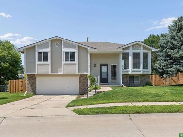 1874 N 153rd Plaza, Omaha, NE 68154