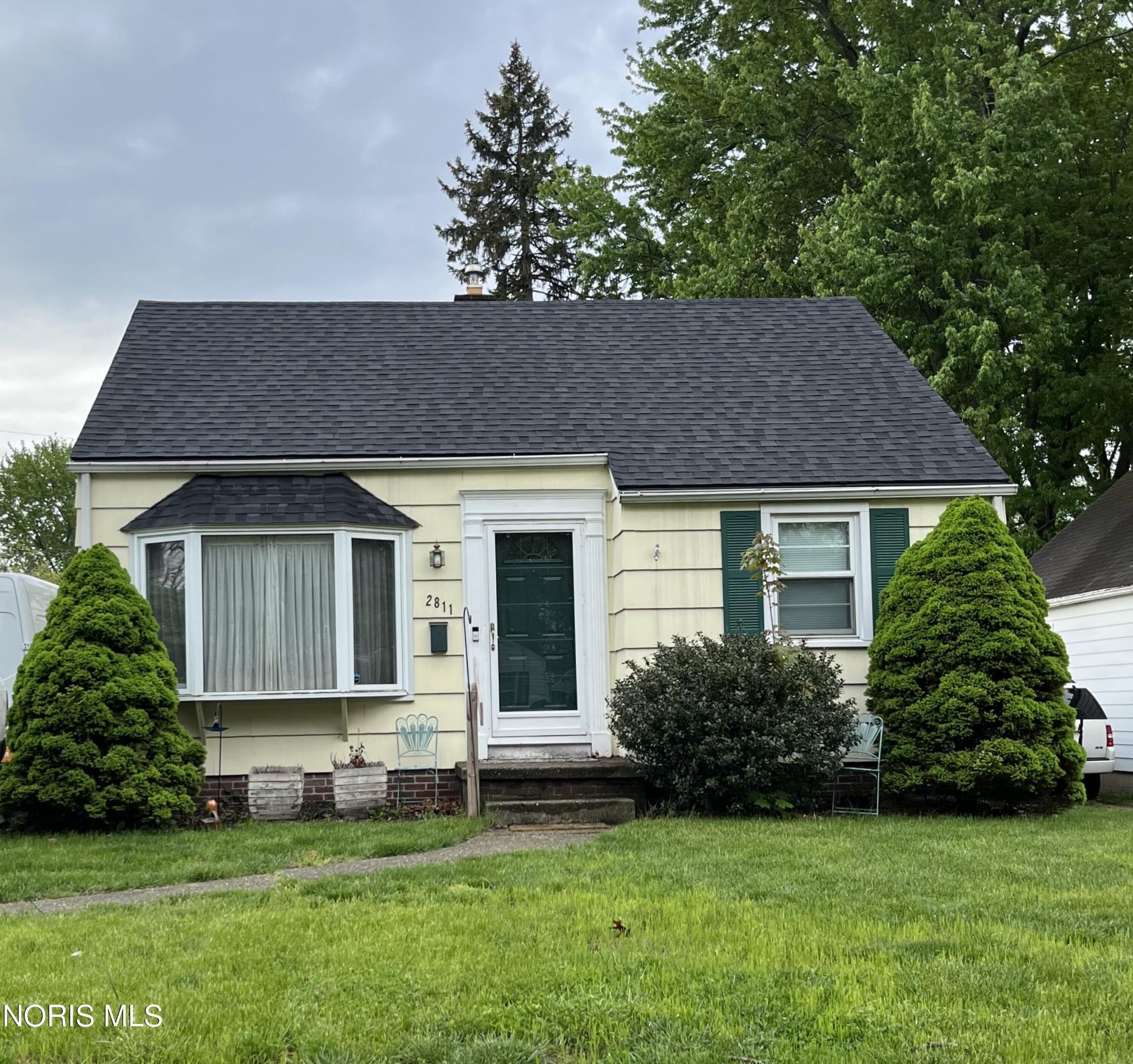 2811 Elsie Avenue , Toledo, OH 43613 Main Photo