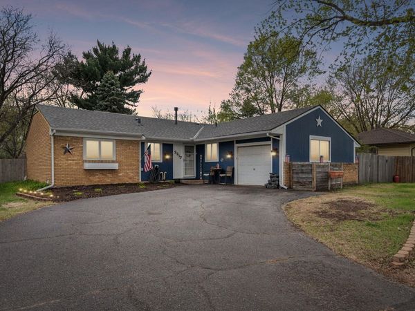 2217 Laramie Trail, Brooklyn Park, MN 55444